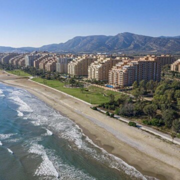 Imagen de la playa de les Amplaries en Oropesa del Mar